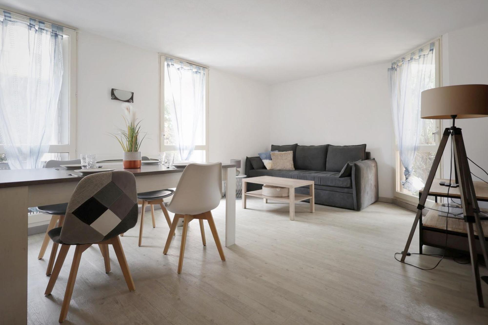Appartement Familial Avec Jardin Ensoleille Dans La Cite Des Potiers Vallauris Esterno foto