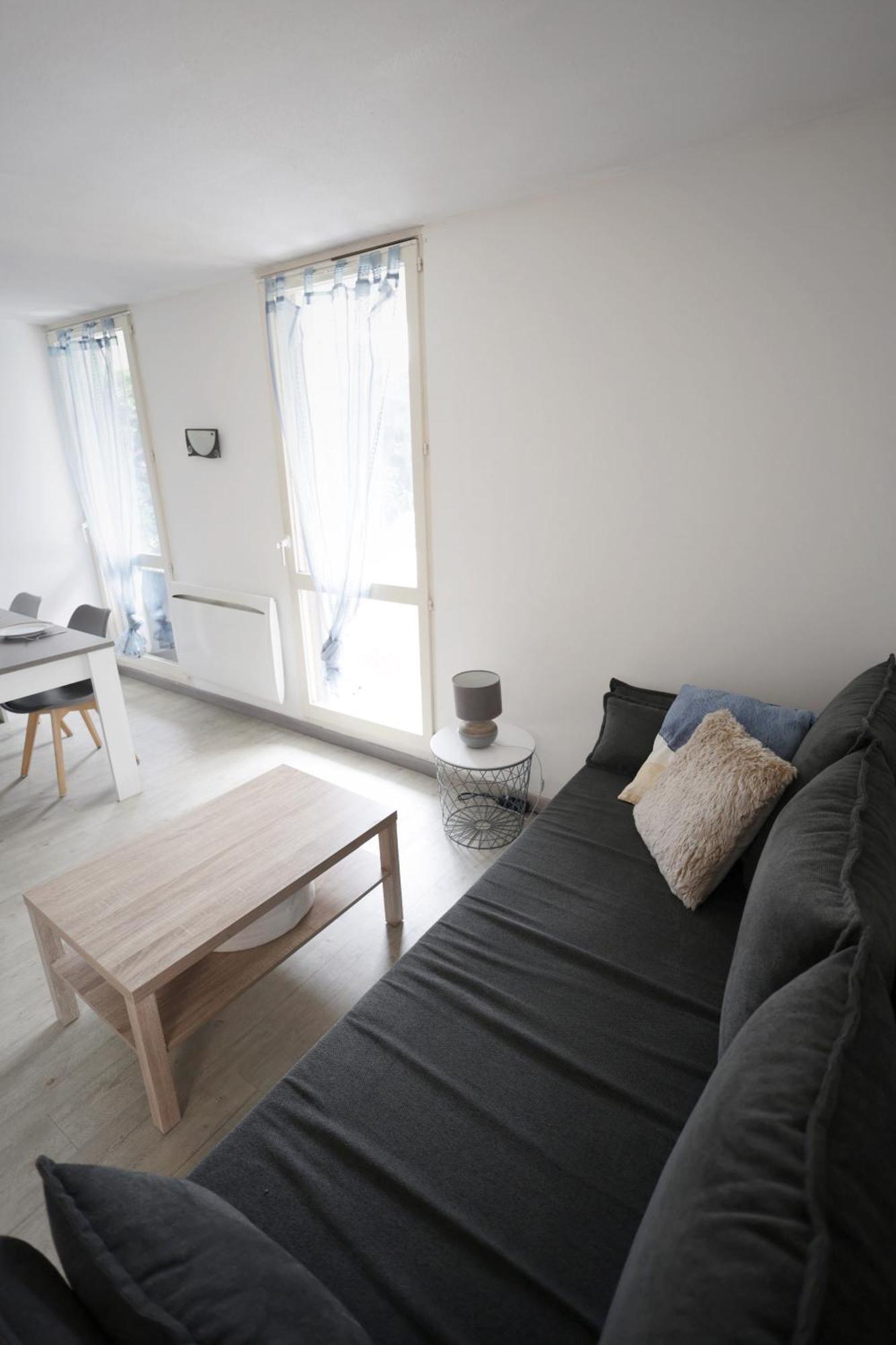Appartement Familial Avec Jardin Ensoleille Dans La Cite Des Potiers Vallauris Esterno foto